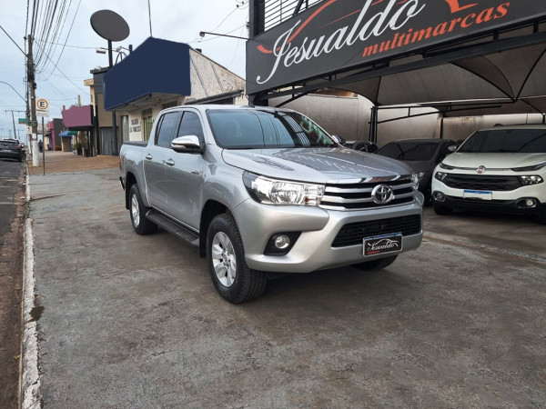 Hilux Caminhonete 2.8 16V SRV 4X4 DIESEL CABINE DUPLA AUTOMÁTICO