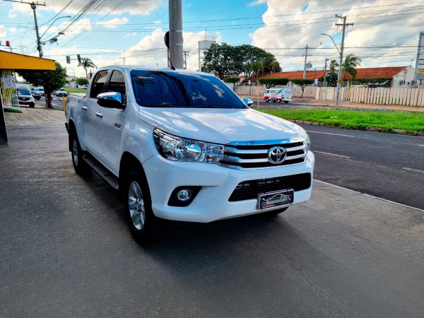 Hilux Caminhonete 2.8 16V SRV 4X4 DIESEL CABINE DUPLA AUTOMÁTICO
