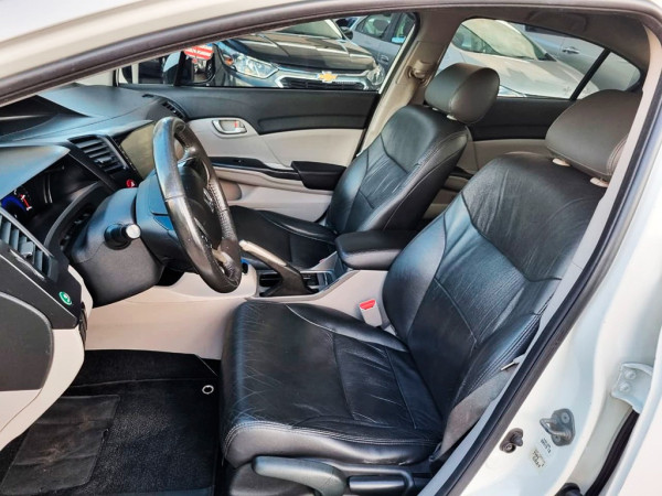 HONDA Civic 1.8 16V 4P FLEX LXS