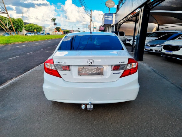 HONDA Civic 1.8 16V 4P FLEX LXS