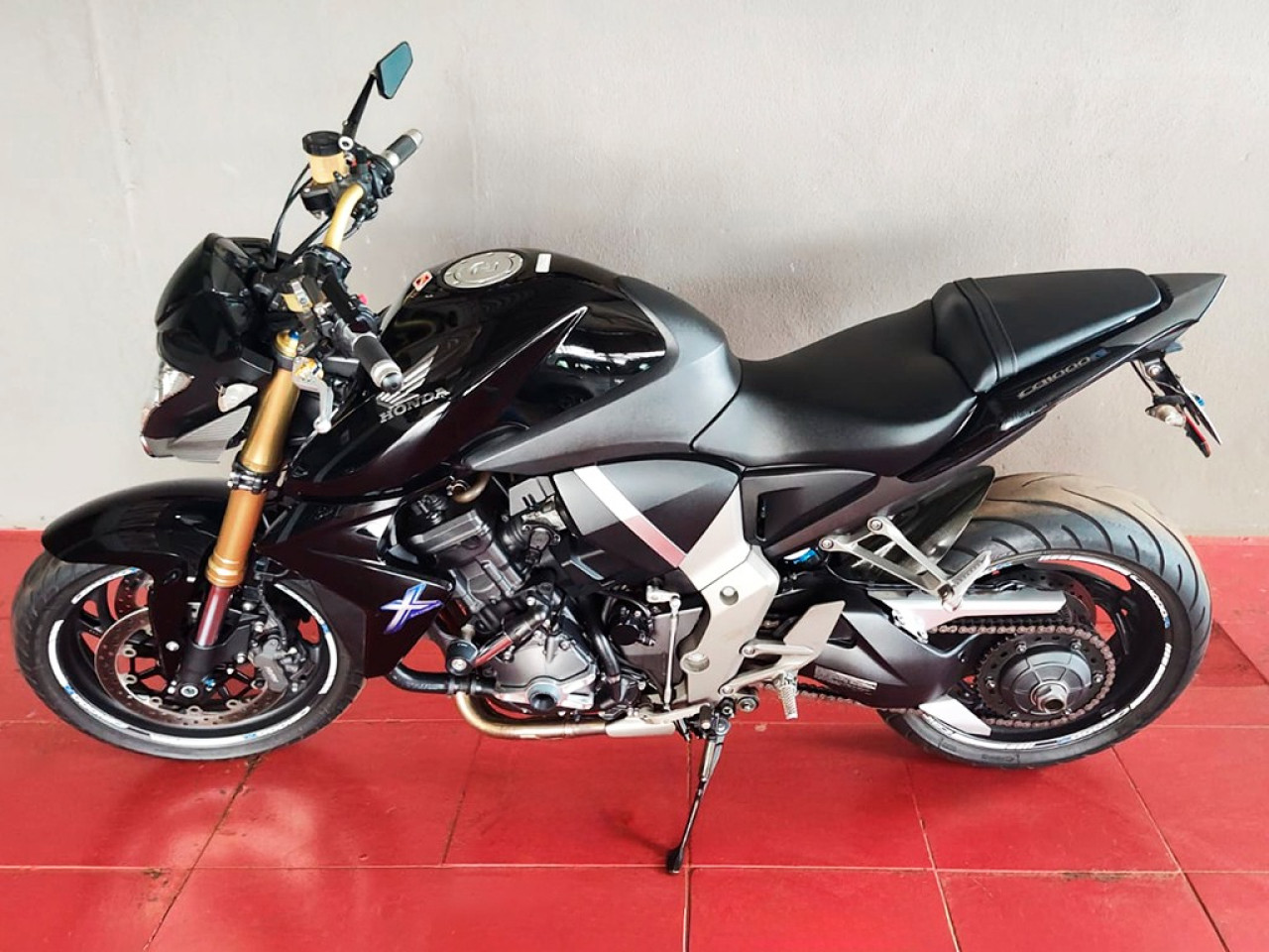 HONDA CB 1000 R Modelo sem Versão