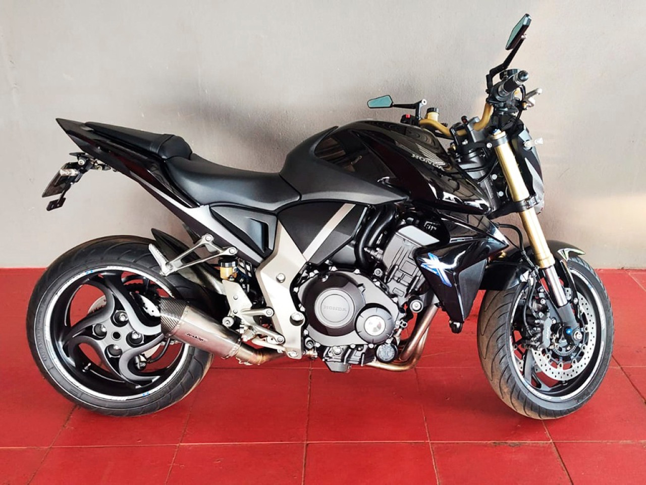 HONDA CB 1000 R Modelo sem Versão