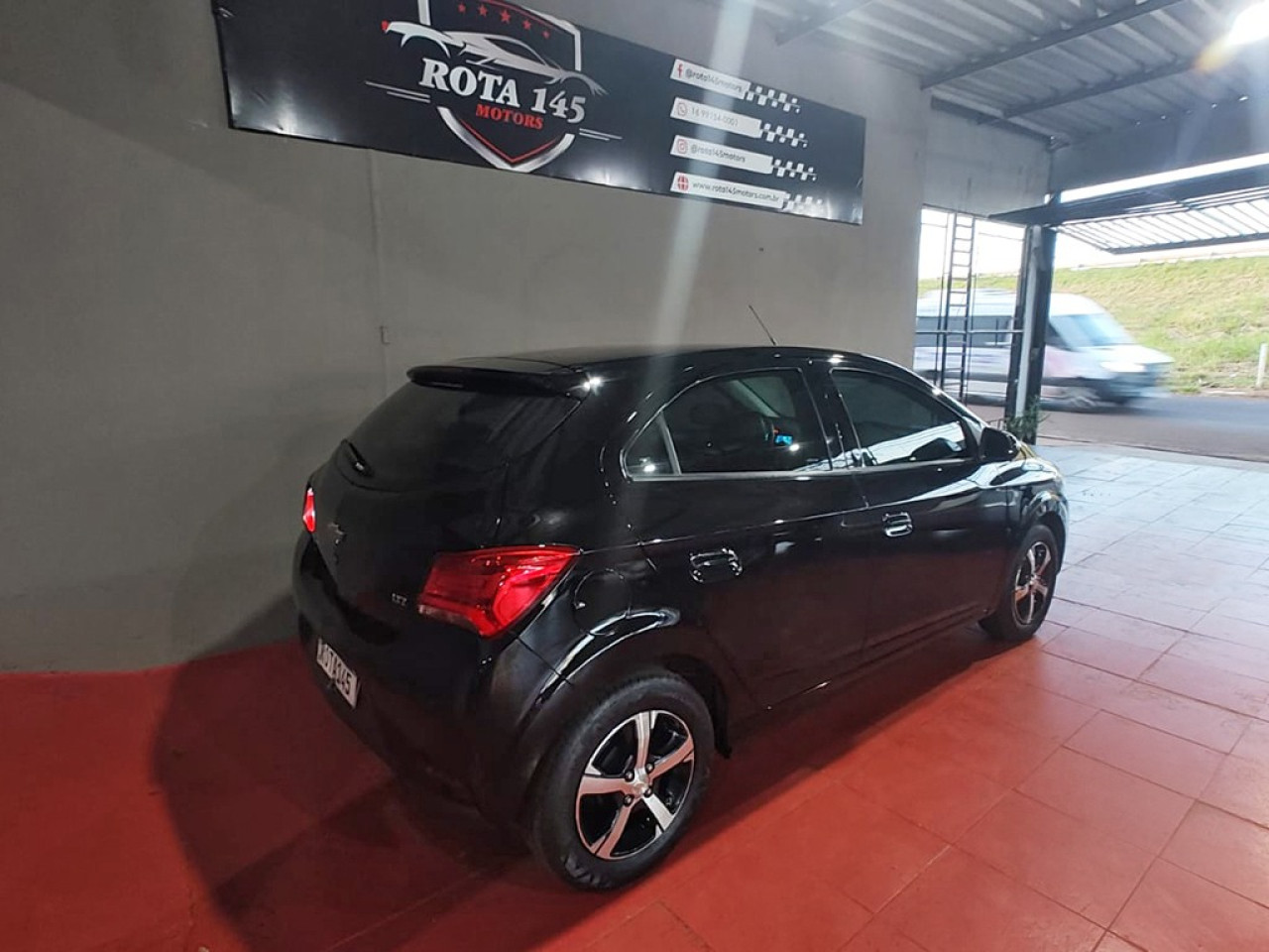 CHEVROLET Onix Hatch 1.4 4P FLEX LTZ