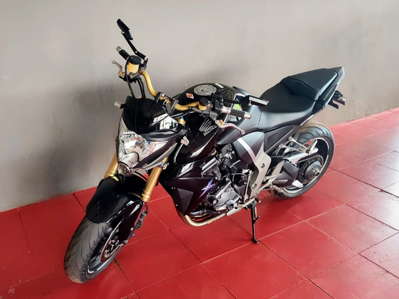 HONDA CB 1000 R Modelo sem Versão