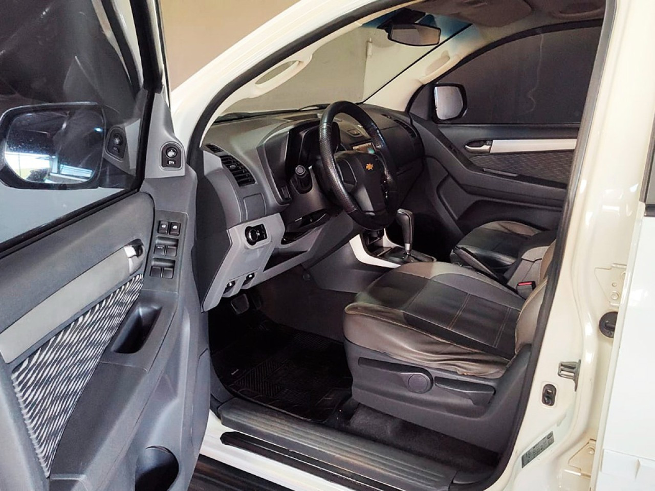 CHEVROLET S10 2.8 16V LT CABINE DUPLA 4X4 TURBO DIESEL AUTOMÁTICO