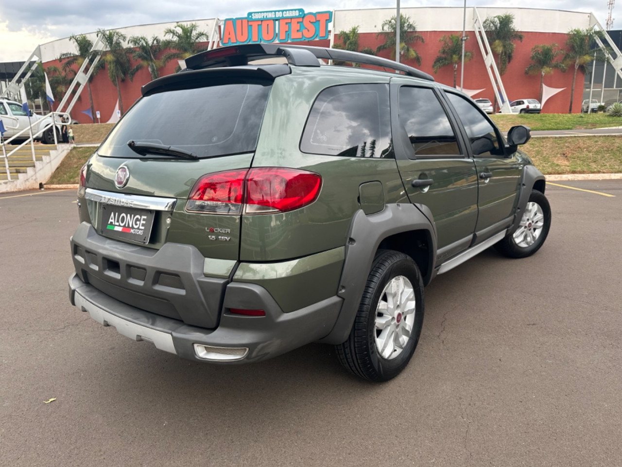 Palio Weekend 1.8 4P FLEX ADVENTURE LOCKER DUALOGIC AUTOMATIZADO