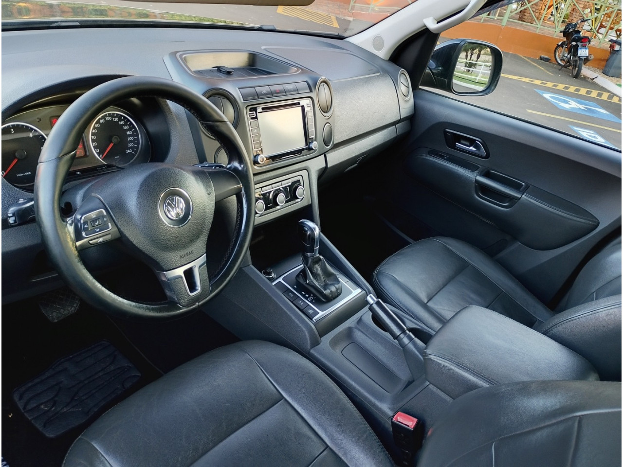 Amarok 2.0 16V 4X4 CABINE DUPLA TRENDLINE TURBO INTERCOOLER AUTOMÁTICO