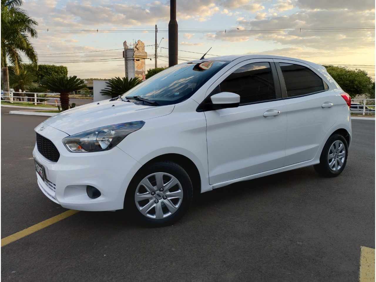 Ka Hatch 1.0 12V 4P TI-VCT SE FLEX