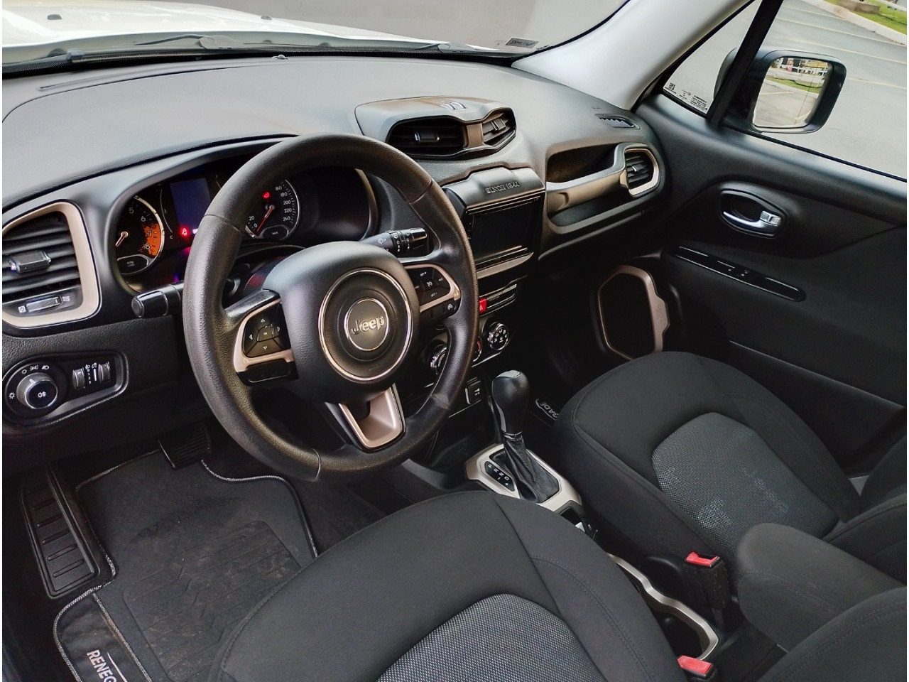 Renegade 1.8 16V 4P FLEX AUTOMÁTICO