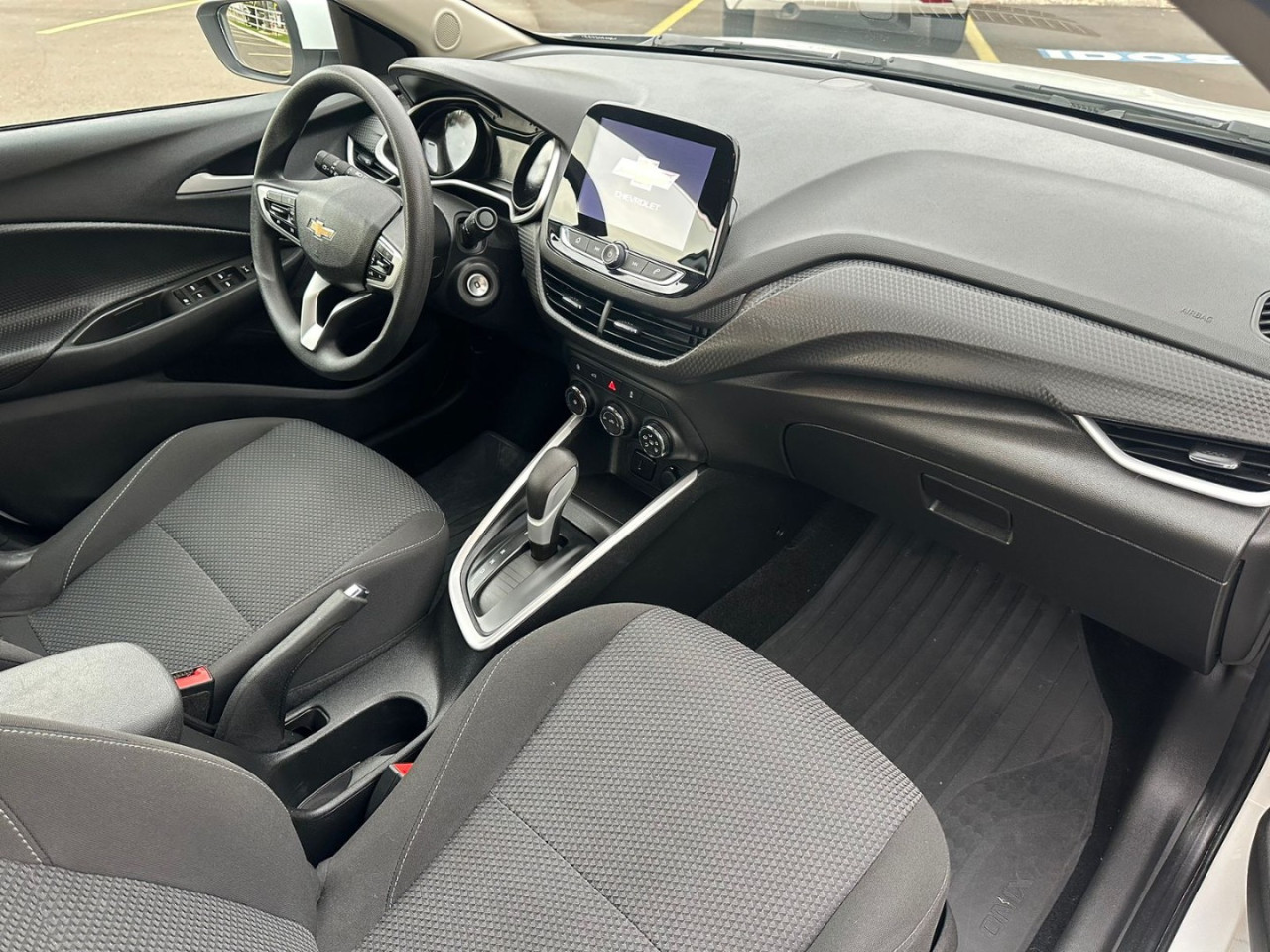 Onix Sedan 1.0 4P FLEX LT PLUS TURBO AUTOMÁTICO