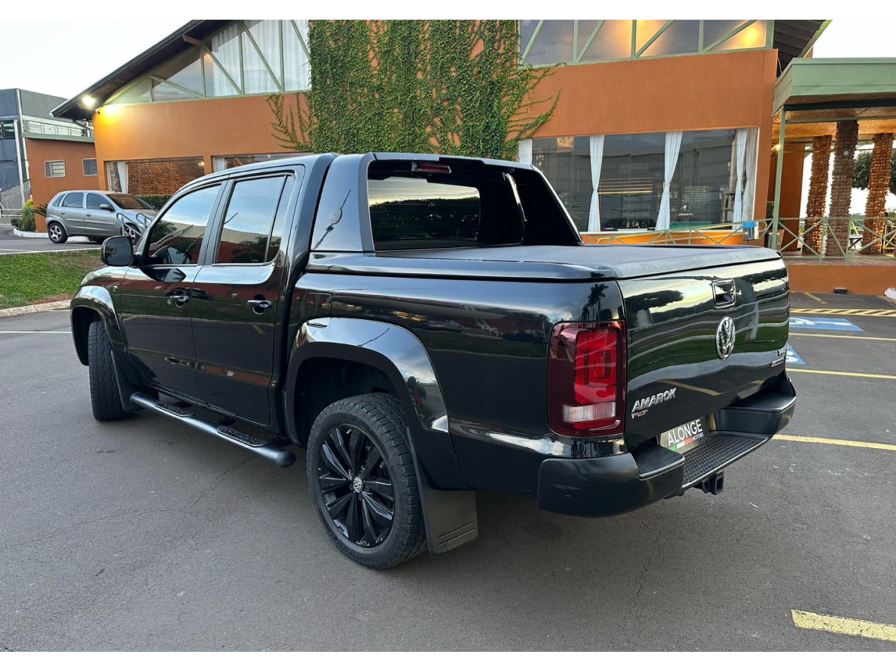 Amarok 3.0 V6 CABINE DUPLA HIGHLINE EXTREME 4X4 TURBO INTERCOOLER AUTOMÁTICO