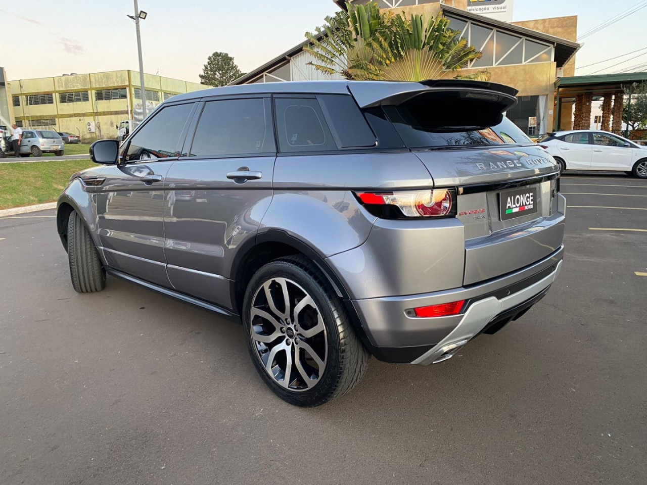 Range Rover Evoque 2.0 16V 4P 4WD DYNAMIC TECH AUTOMÁTICO