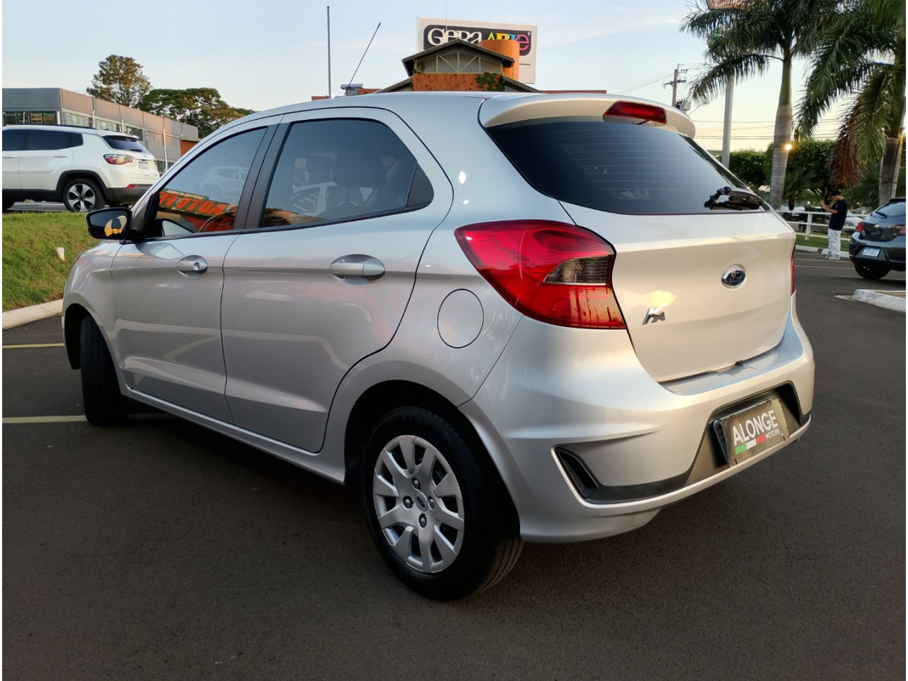 Ka Hatch 1.0 12V 4P TI-VCT SE FLEX