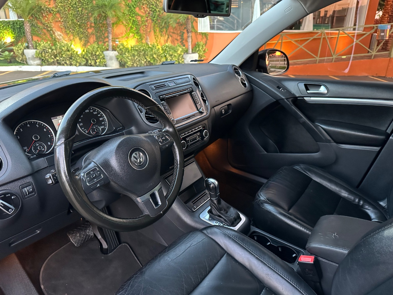 Tiguan 2.0 16V 4P FSI 4WD TURBO AUTOMÁTICO