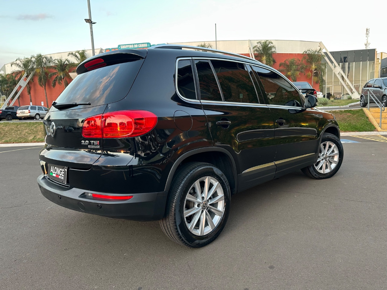 Tiguan 2.0 16V 4P FSI 4WD TURBO AUTOMÁTICO