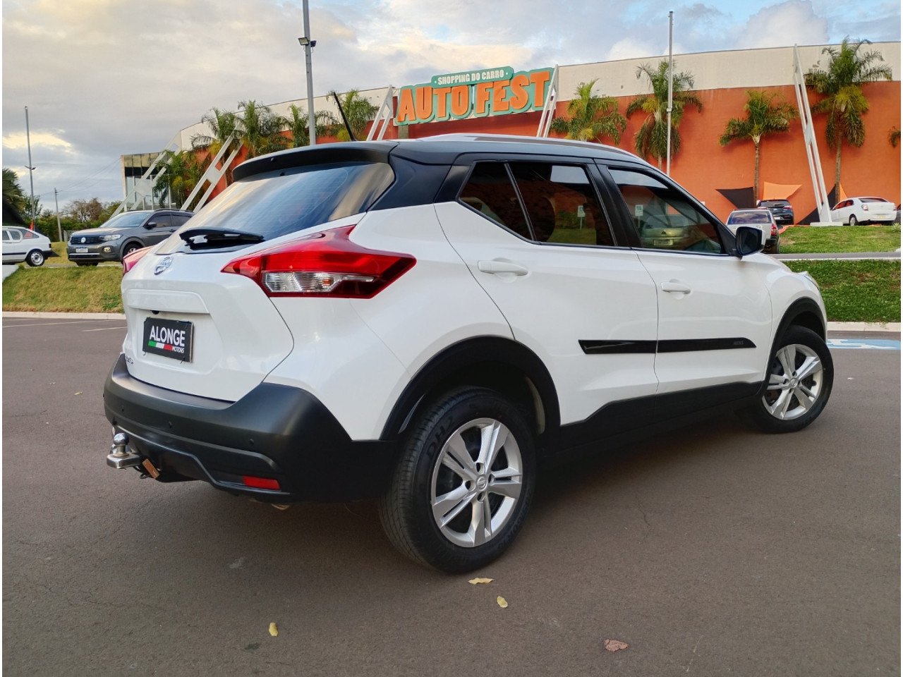 Kicks 1.6 16V 4P FLEXSTART S DIRECT X-TRONIC AUTOMÁTICO CVT