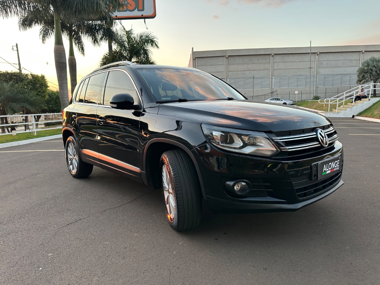Tiguan 2.0 16V 4P FSI 4WD TURBO AUTOMÁTICO