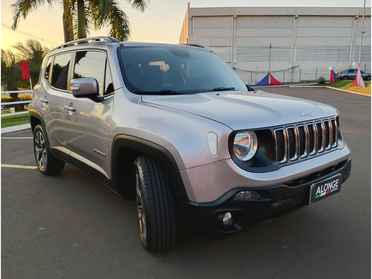 Renegade 1.8 16V 4P FLEX LONGITUDE AUTOMÁTICO