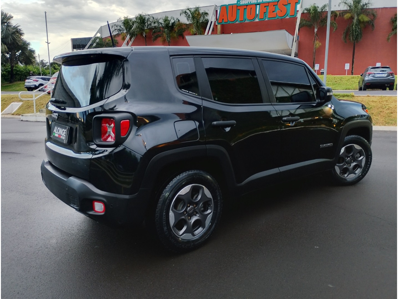 Renegade 1.8 16V 4P FLEX SPORT