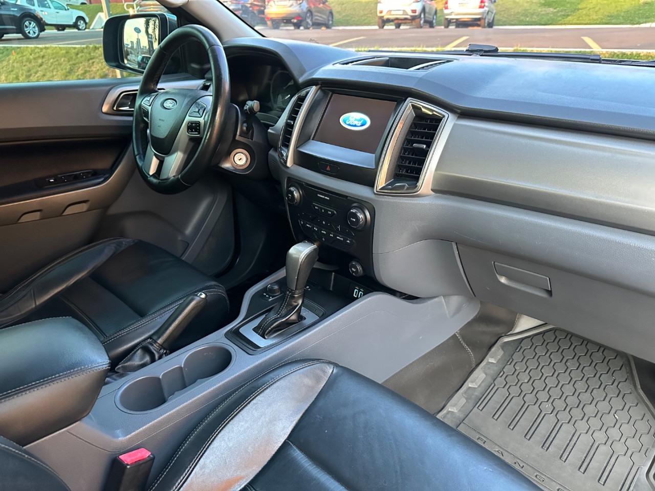 Ranger 3.2 20V XLT 4X4 CABINE DUPLA TURBO DIESEL AUTOMÁTICO