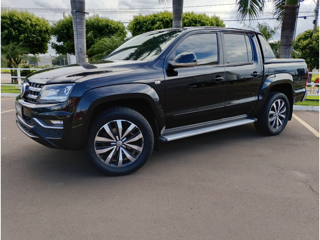 Amarok 3.0 V6 CABINE DUPLA HIGHLINE EXTREME 4X4 TURBO INTERCOOLER AUTOMÁTICO
