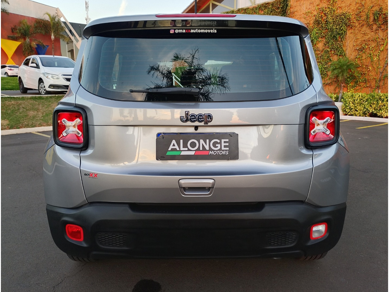 Renegade 1.8 16V 4P FLEX AUTOMÁTICO