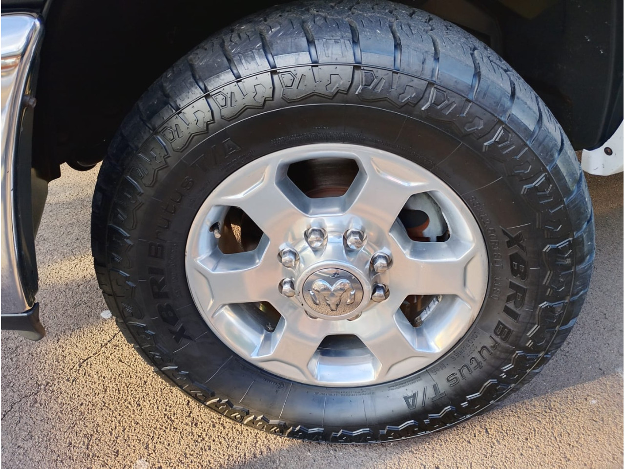 2500 6.7 I6 24V SLT CABINE DUPLA TURBO DIESEL LARAMIE 4X4 AUTOMÁTICO