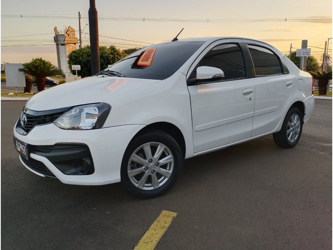 Etios Sedan 1.5 16V 4P FLEX X PLUS AUTOMÁTICO