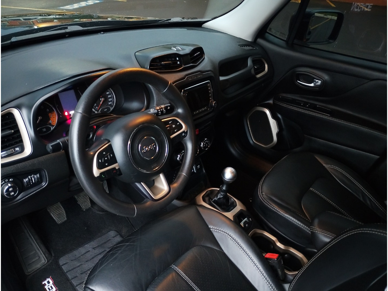 Renegade 1.8 16V 4P FLEX SPORT