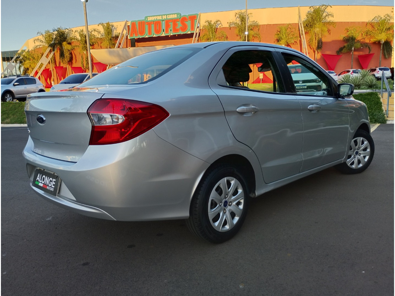 Ka + Sedan 1.0 12V 4P TI-VCT SE FLEX