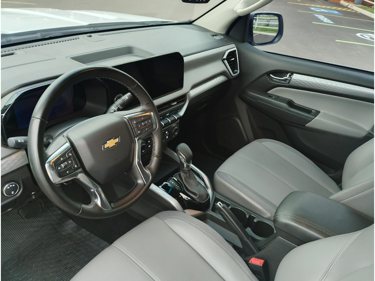 S10 2.8 16V LTZ CABINE DUPLA TURBO DIESEL AUTOMÁTICO