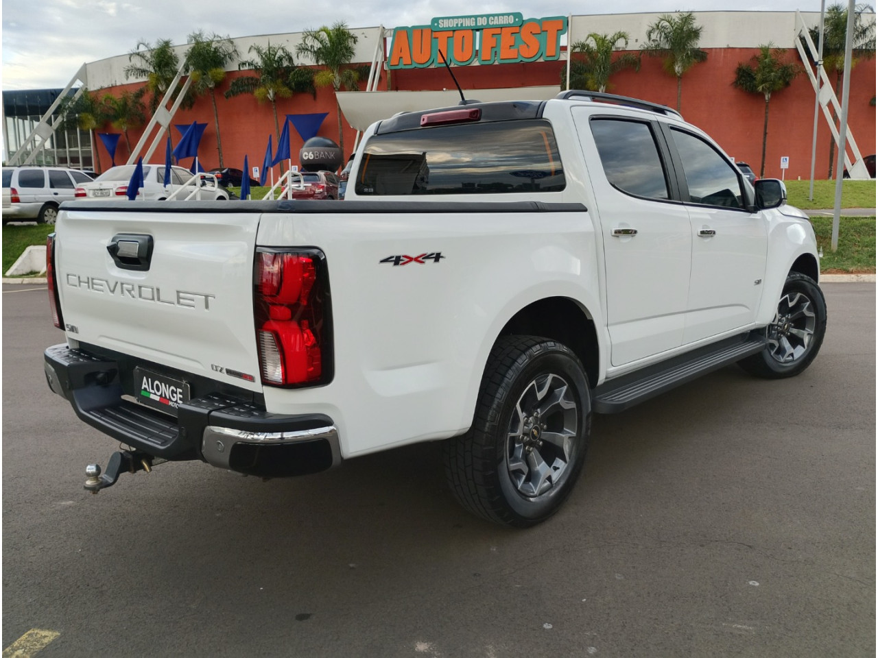 S10 2.8 16V LTZ CABINE DUPLA TURBO DIESEL AUTOMÁTICO