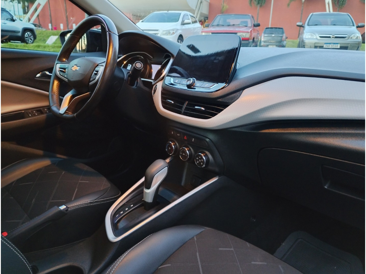 Onix Sedan 1.0 4P FLEX PREMIER PLUS TURBO AUTOMÁTICO