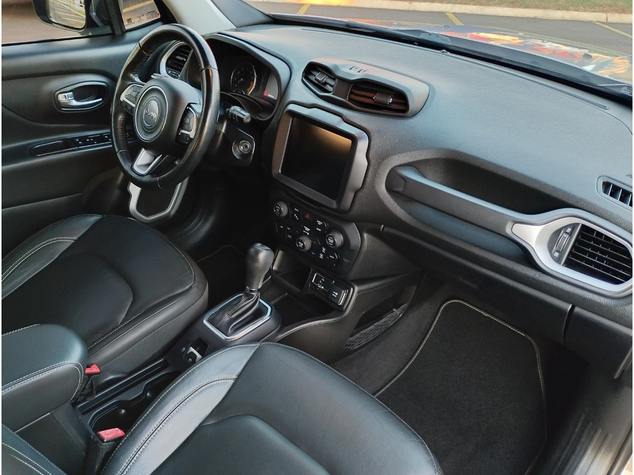 Renegade 1.8 16V 4P FLEX LONGITUDE AUTOMÁTICO