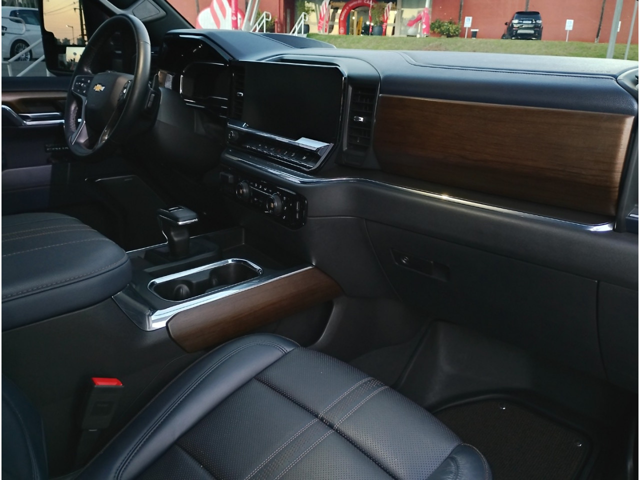 Silverado 5.3 V8 1500 HIGH COUNTRY CABINE DUPLA 4X4 AUTOMÁTICO