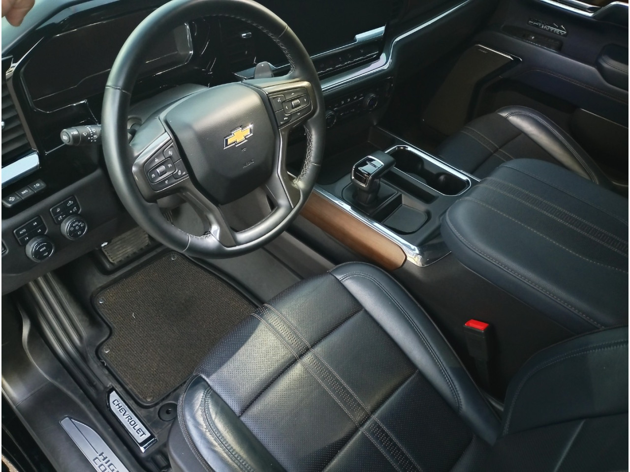 Silverado 5.3 V8 1500 HIGH COUNTRY CABINE DUPLA 4X4 AUTOMÁTICO