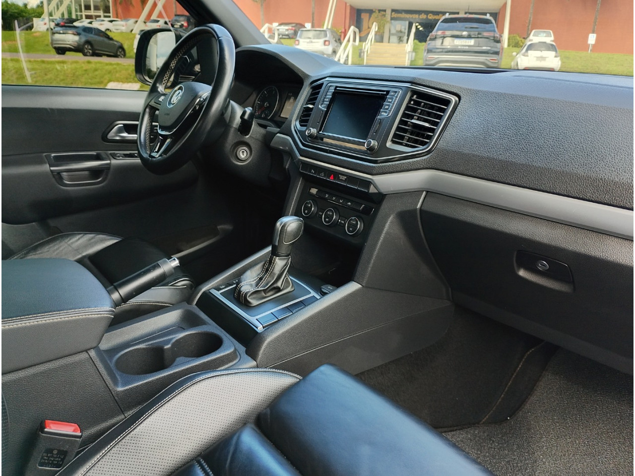 Amarok 3.0 V6 CABINE DUPLA HIGHLINE EXTREME 4X4 TURBO INTERCOOLER AUTOMÁTICO