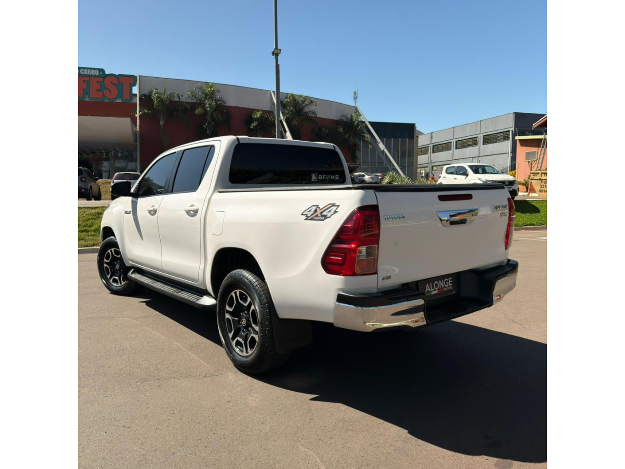 Hilux Caminhonete 2.8 16V SRV 4X4 DIESEL CABINE DUPLA AUTOMÁTICO