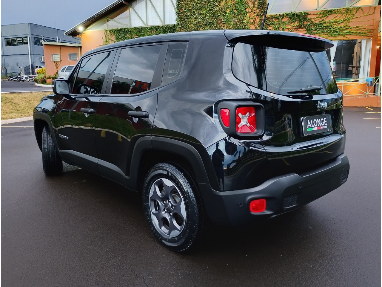 Renegade 1.8 16V 4P FLEX SPORT