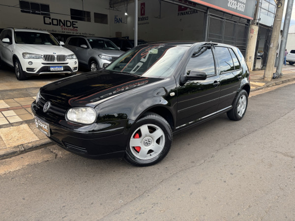 Golf 1.6 4P PLUS