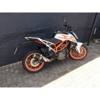 390 Duke Modelo sem Versão