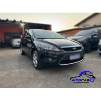 FORD Focus Sedan 2.0 16V 4P GHIA