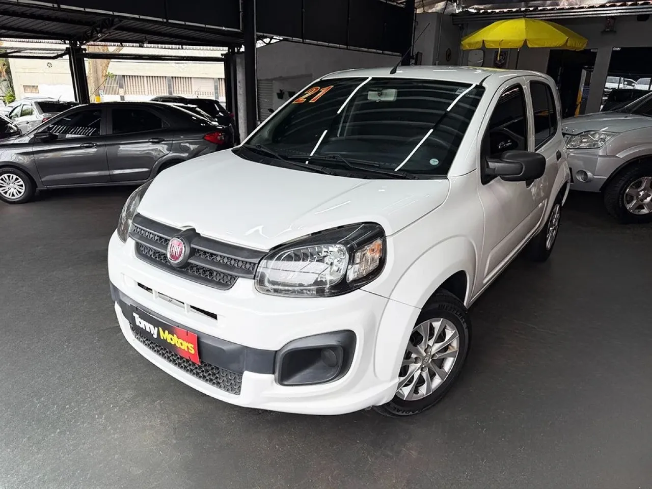 Uno 1.0 FIRE ATTRACTIVE