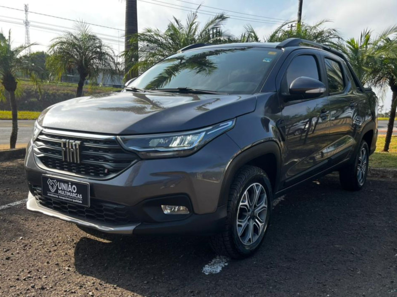 Strada 1.3 4P FLEX VOLCANO CABINE DUPLA