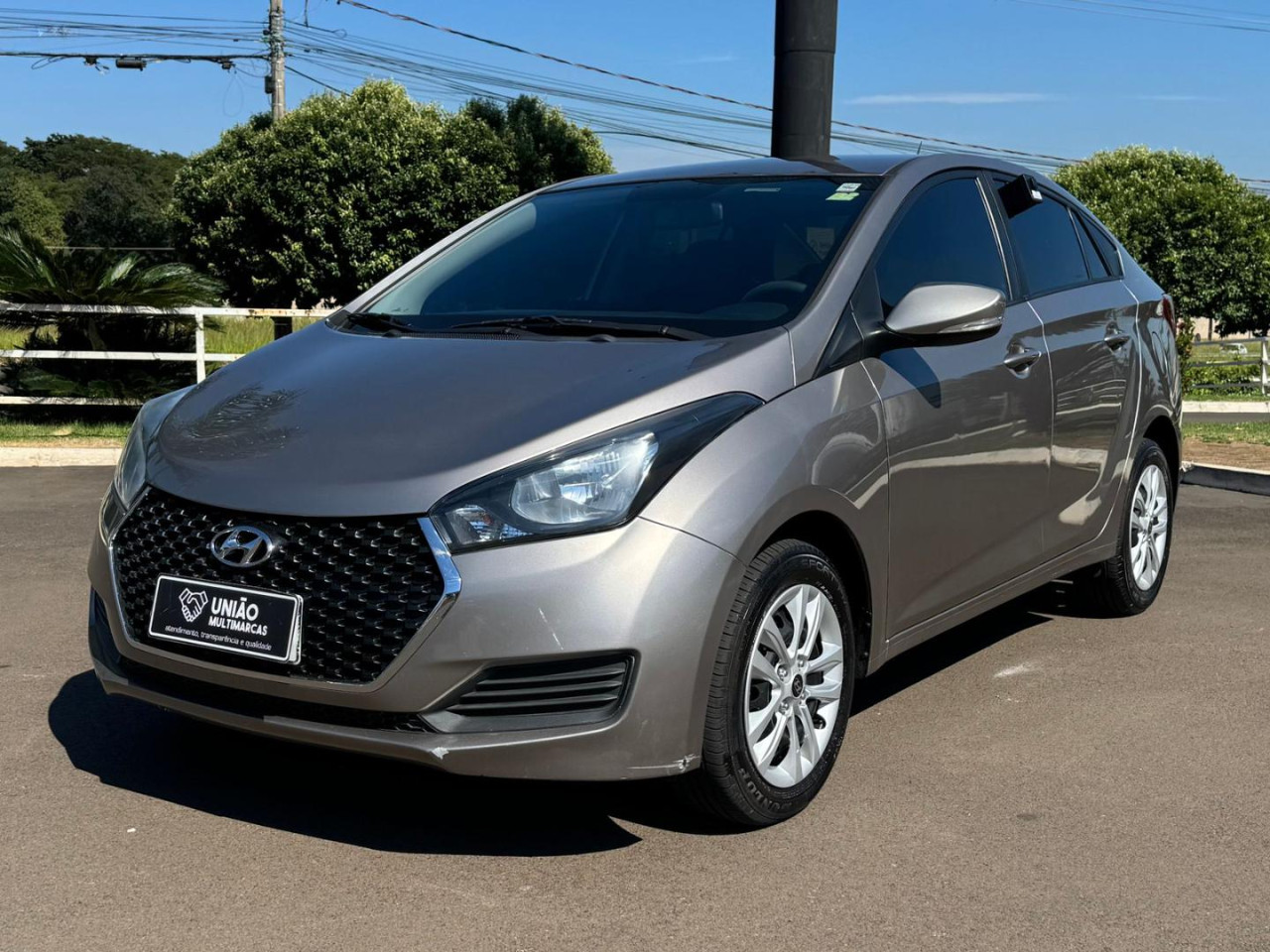 HB20S 1.6 COMFORT PLUS 16V FLEX 4P AUTOMATICO