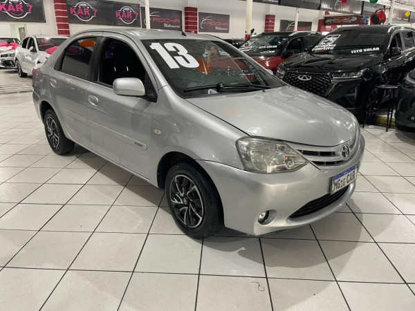 ETIOS 1.5 X SEDAN 16V