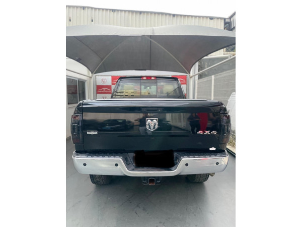 Ram 5.9 4P 24V I6 2500 SLT 4X4 CABINE DUPLA HAVE DUTY TURBO DIESEL AUTOMÁTICO