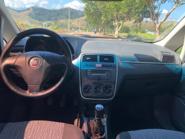 Punto 1.6 16V 4P ESSENCE FLEX