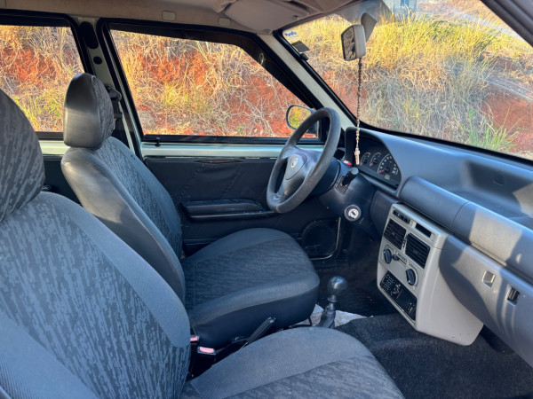 Uno 1.0 4P ECONOMY FLEX