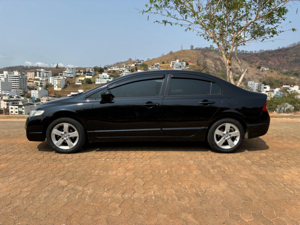Civic 1.8 16V 4P FLEX LXL